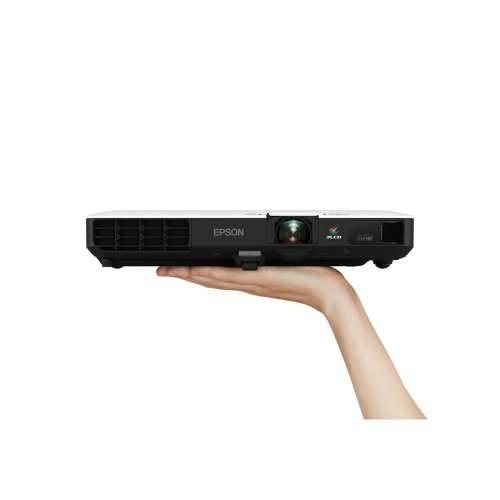 EPSON EB-1780W - Mobilni LCD projektor, HD WXGA, 3000 lumena, 1.2x zum, WiFi, MHL, HDMI Cijena